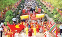 Top 5 lễ hội mùa Xuân nổi tiếng khiến người dân náo nức