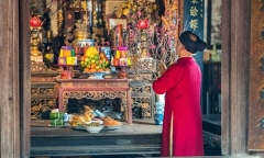 Văn khấn rằm (15) tháng Chạp (12) năm 2024 chuẩn nhất, chi tiết nhất