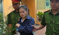 Hôm nay (7/8), kẻ bắt cóc 2 trẻ em ở phố đi bộ Nguyễn Huệ hầu tòa