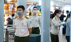 Đề xuất an ninh hàng không được trang bị súng ngắn