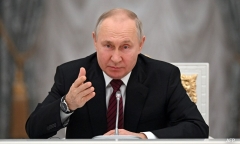 Ông Putin kêu gọi mỗi gia đình sinh ít nhất 2 con vì sự tồn vong của nước Nga