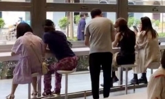 Nam thanh niên mua trà sữa làm quen bạn khác giới, danh tính cô gái nổi tiếng khiến ai cũng 
