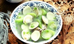 Canh ngao nấu mướp thưởng thức ngày hè