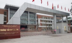 Trường học ở Hà Nội gây xôn xao khi 