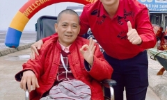  Diễn viên Trần Bình Trọng ngã gãy chân, phải về quê dưỡng bệnh 