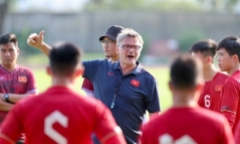 HLV  Philippe Troussier: “Khi tôi đọc tin tức và bình luận, 80% không tin đội tuyển Việt Nam thành công”
