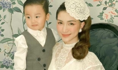 Hòa Minzy công khai ảnh con trai