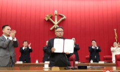 Ông Kim Jong Un: Cần chuẩn bị phương án đàm phán và đối đầu với Mỹ
