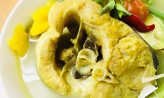 Canh cá lăng nấu chua đậm đà ngon hơn ngoài hàng