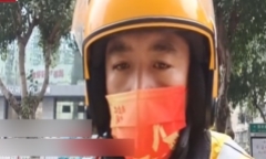 Liên tục nhận yêu cầu giao hàng lúc nửa đêm, anh shipper sốc nặng khi nghe hàng xóm kể chuyện