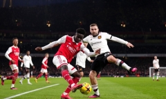 Arsenal thắng kịch tính Man United ở phút bù giờ