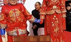 Cô dâu cao hơn chú rể một cái đầu, số tiền sính lễ khiến dân tình choáng váng