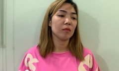 Bình Dương: Tạm giữ 3 người cắt tóc, lột quần áo cô gái giữa đường