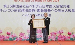 Lễ trao Huân chương của Chính phủ Nhật Bản tặng nguyên Chủ tịch Quốc hội Nguyễn Thị Kim Ngân