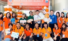 Một trường đại học yêu cầu không dạy trực tuyến với sinh viên chính quy