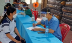 Bình Dương tiêm vaccine Pfizer cho 39.400 học sinh khối lớp 8, 9