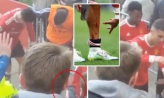 Ronaldo bị điều tra sau hành động đập điện thoại của CĐV nhí