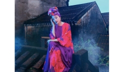 Hội An yêu cầu gỡ hình ảnh hoa hậu Giáng My ngồi trên nóc nhà cổ
