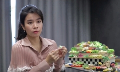 Nhào nặn khiến đất sét 