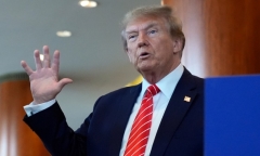 Ông Trump bị tòa phạt gần 355 triệu USD, cấm kinh doanh ở New York