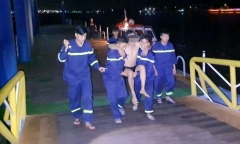 Bỏ lại xe máy, người đàn ông 32 tuổi nhảy xuống sông Tiền
