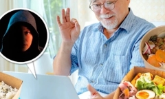 Gã đàn ông giả nữ sinh 