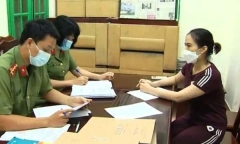 Vụ nữ cán bộ Tổng cục Đường bộ bán thẻ 