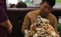 Nam thanh niên ăn buffet 6 tiếng chưa no, cuối cùng nhận được món 