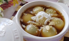 Món ngon mỗi ngày: Cuối tuần đãi cả nhà món chè trôi nước, siêu ngon, siêu hợp thời tiết