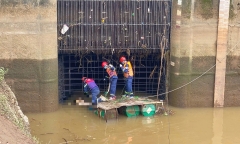 Tin tức thời sự hôm nay (26/5): Tìm thấy thi thể người mẹ bị lũ cuốn ở Sơn La