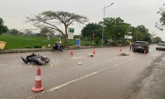 Nữ sinh lớp 11 ở Hải Phòng tử vong sau va chạm với ô tô đi ngược chiều