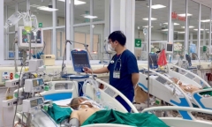 Nhiều người trưởng thành mắc viêm phổi nặng, chuyên gia chỉ ra nguyên nhân