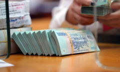 Từ 15/9, muốn chia lợi nhuận bằng tiền mặt, ngân hàng phải vượt hàng rào an toàn vốn