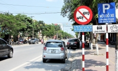 Phân biệt dừng xe và đỗ xe trên vỉa hè?