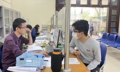 Công chức có được làm thêm 