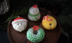 Mẹ đảm trổ tài làm bánh Wagashi tạo hình Giáng sinh đẹp tới mức không nỡ ăn