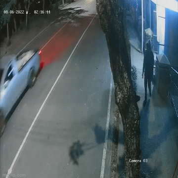 Thanh niên 22 tuổi đi cướp vì “muốn xem ngoài đời và trong phim có giống nhau không”