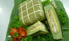 Làm cách nào để biết bánh chưng có luộc bằng pin hay không?