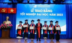 ĐH Mở TP.HCM có 32 sinh viên là thủ khoa toàn khóa