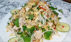 Cách làm nộm gà xé phay chống ngấy ngày Tết