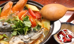 Cách nấu canh chua đầu cá hồi thơm ngon tuyệt hảo