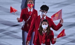 Khoảnh khắc đoàn Thể thao Việt Nam diễu hành tại Lễ khai mạc Olympic Tokyo 2020