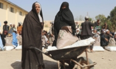 [E] Người Afghanistan sau một năm Taliban nắm quyền: “Đôi khi chúng tôi được ăn tối, đôi khi nhịn...”