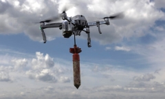 Xe bọc thép Nga trở thành mục tiêu dễ dàng đối với UAV Ukraine vì thiếu công nghệ gây nhiễu?