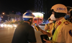 Tài xế không thổi nồng độ cồn bị phạt bao nhiêu?