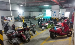 Sau vụ cháy 56 người tử vong, nhiều chung cư cấm sạc xe điện qua đêm