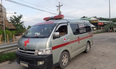 Dùng xe cứu thương chở người không phải bệnh nhân đi từ TP.HCM về Vĩnh Long