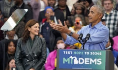 Đảng Dân chủ dựa vào ông Obama trước cuộc bầu cử giữa nhiệm kỳ