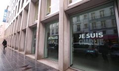 Đăng tranh biếm họa của Charlie Hebdo, tờ báo Bỉ bị đe dọa đánh bom