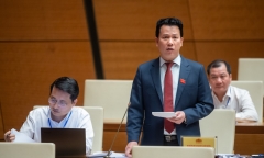 Bộ trưởng Đặng Quốc Khánh trả lời chất vấn về tình trạng khai thác khoáng sản trái phép